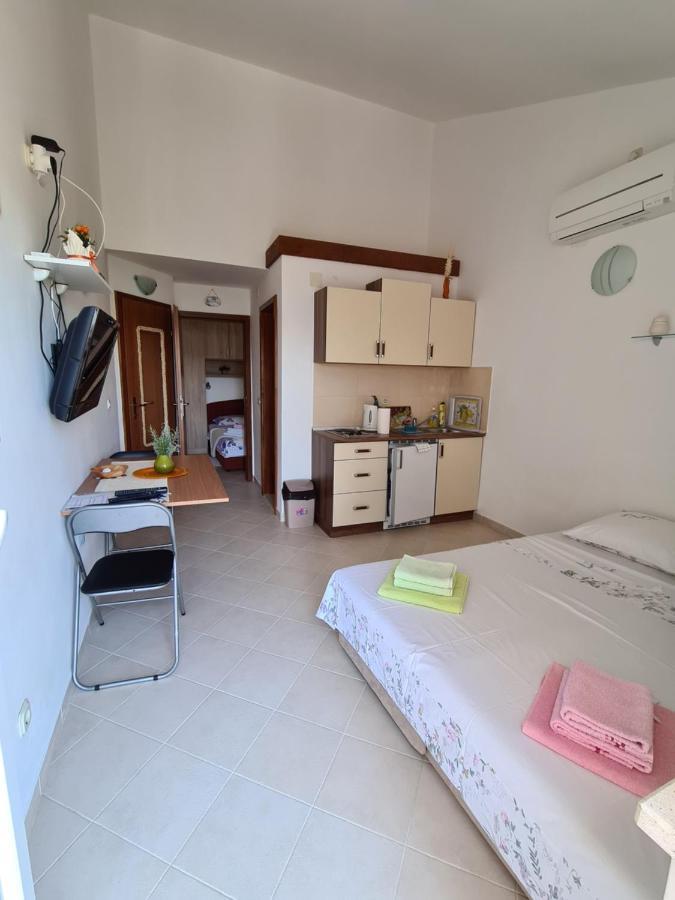 Apartmani Bozana Viganj Ngoại thất bức ảnh
